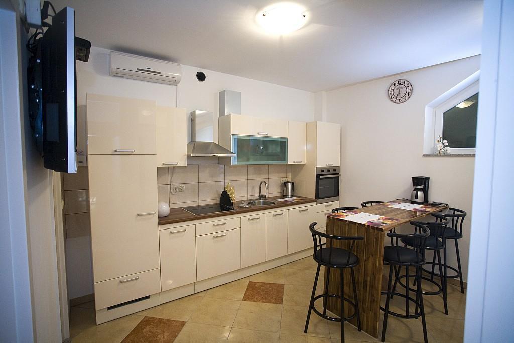 Apartments Rubic Omiš Стая снимка