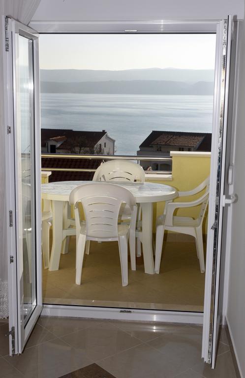 Apartments Rubic Omiš Стая снимка